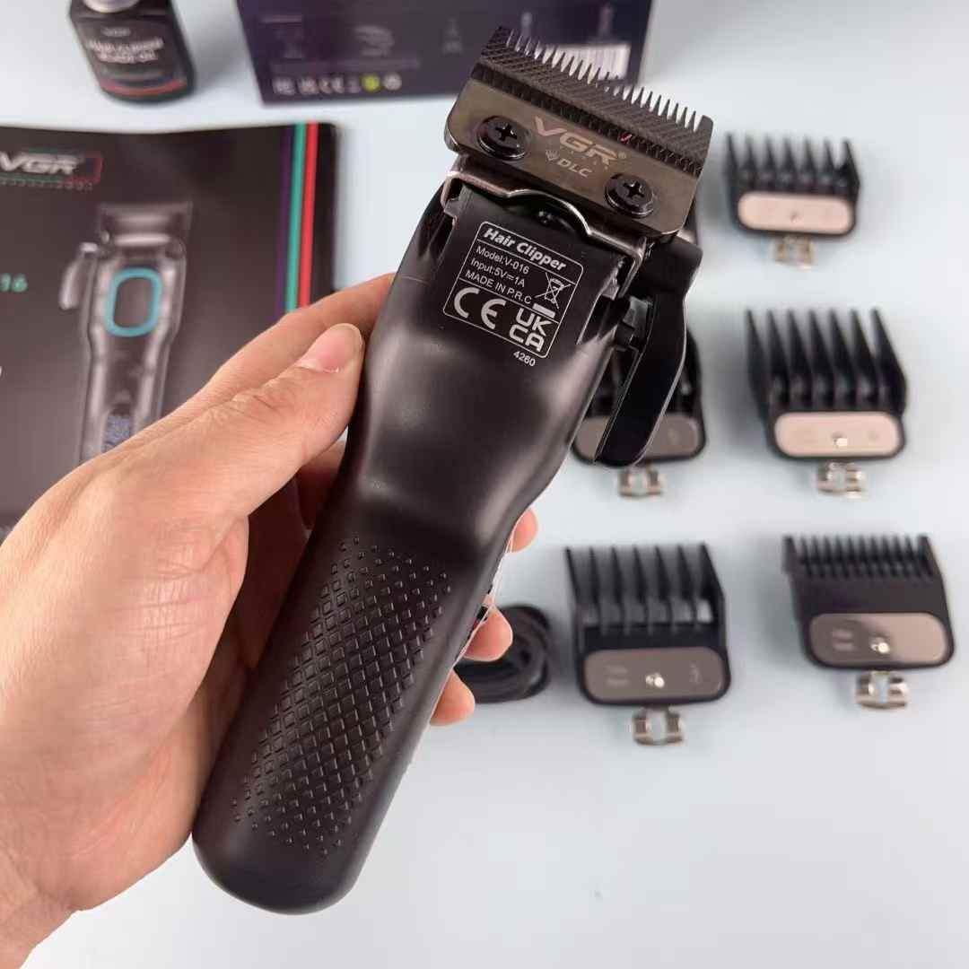 ماشین اصلاح موی سر و صورت vgr v_016 با 18 ماه
