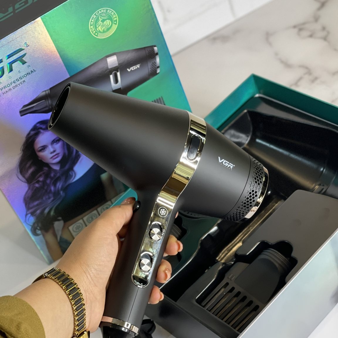 سشوار حرفه ای VGR V451 اصلی با 18ماه