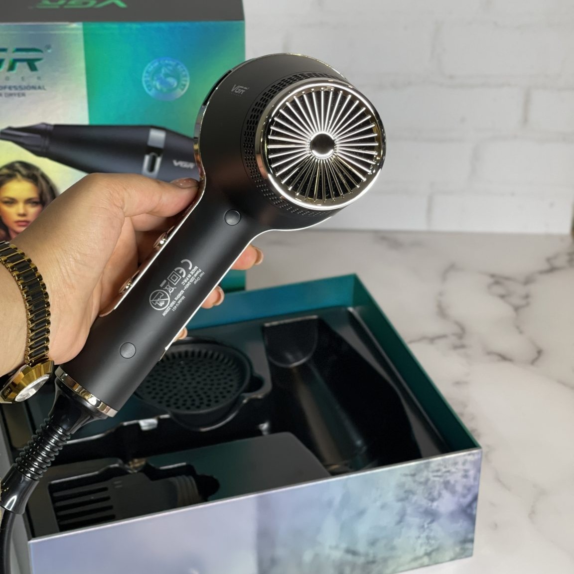 سشوار حرفه ای VGR V451 اصلی با 18ماه