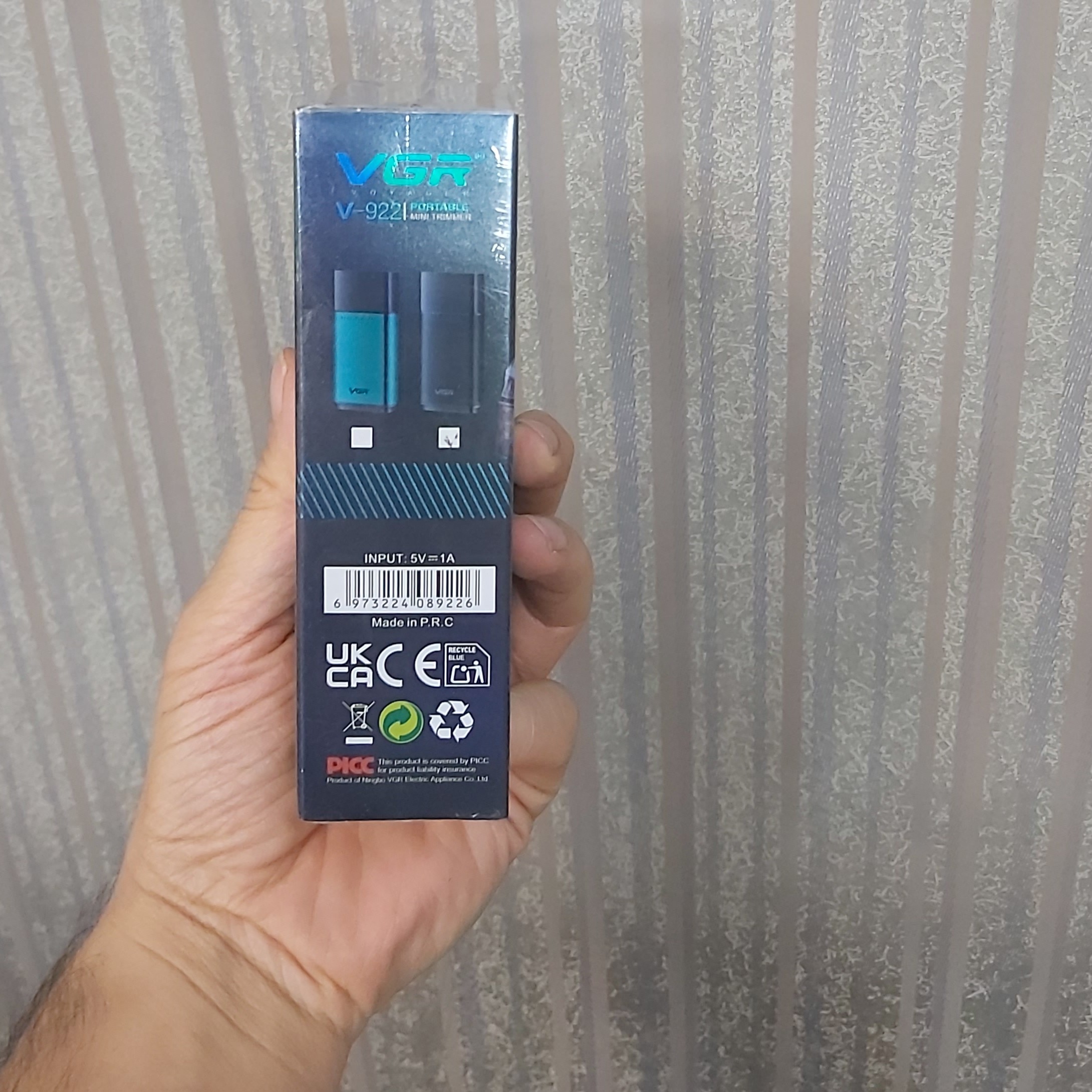 ماشین اصلاح و خط زن صورت و بدن وی جی آر مدل V-922