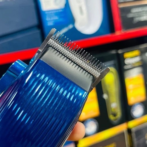 ست 4 چهار عددی 4 قلو ماشین اصلاح حجم زن صفرزن خطزن صفر زن خط زن شیور موزن گوش و بینی حرفه ای کیمی 8534 اصلی و تضمینی