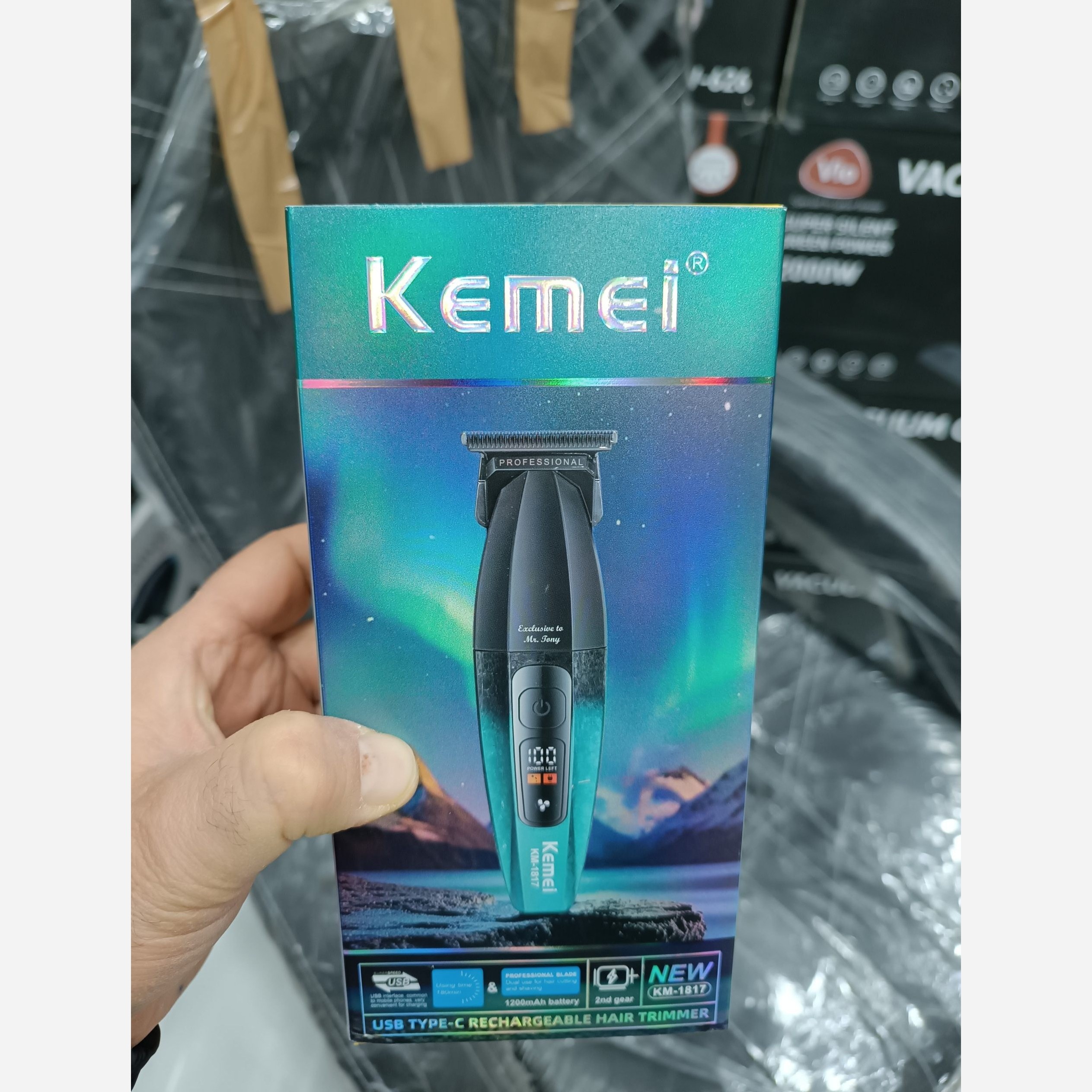 ماشین اصلاح خط زن کیمی خوش دست و طرح ارگونومیک مدل KM1817 اصلی وبا کیفیت