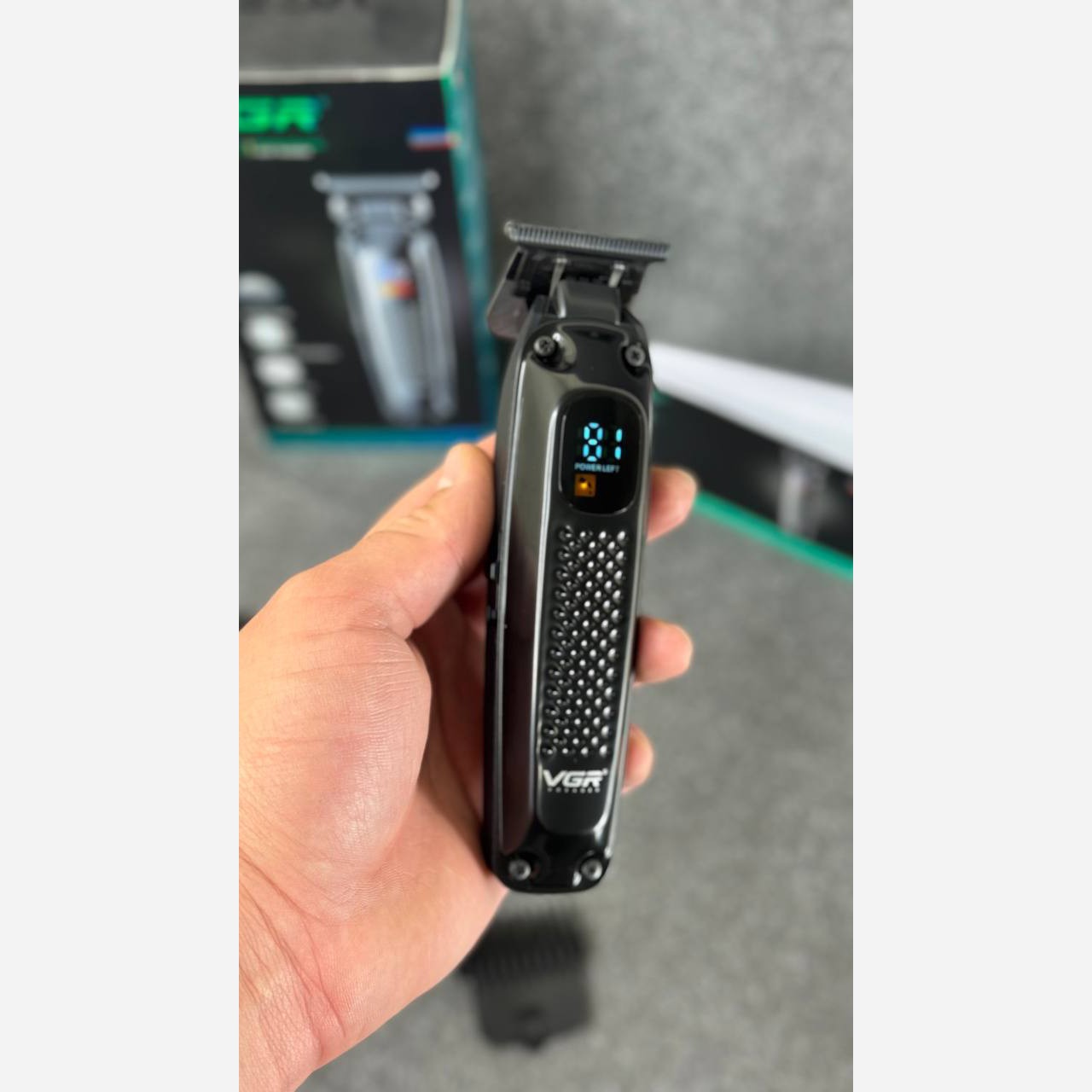 ماشین اصلاح وی جی آر V-972 جدید ترین وا با کیفیت ترین خط رن