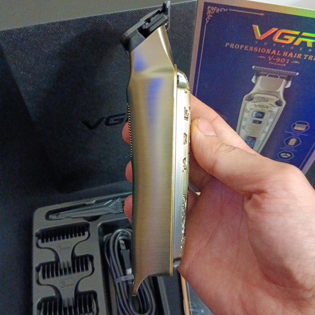 خط زن VGR v-901 ا hair trimmer vgr 901 در فروشگاه قشمی شاپ Qeshmishop