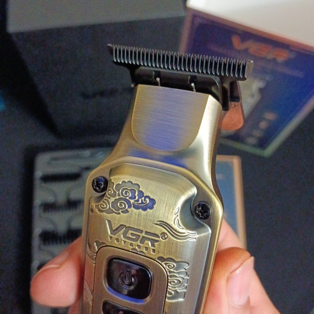 خط زن VGR v-901 ا hair trimmer vgr 901 در فروشگاه قشمی شاپ Qeshmishop