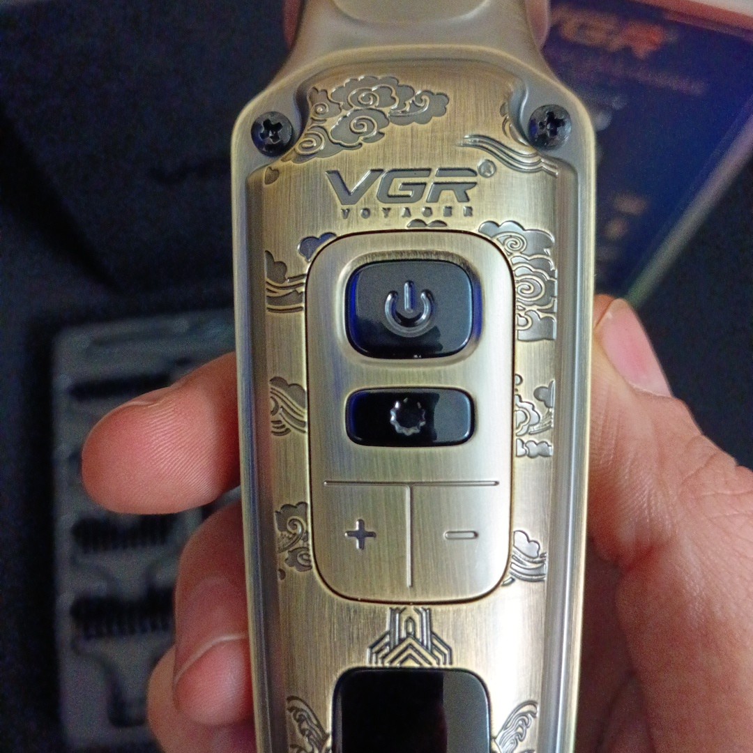 خط زن VGR v-901 ا hair trimmer vgr 901 در فروشگاه قشمی شاپ Qeshmishop