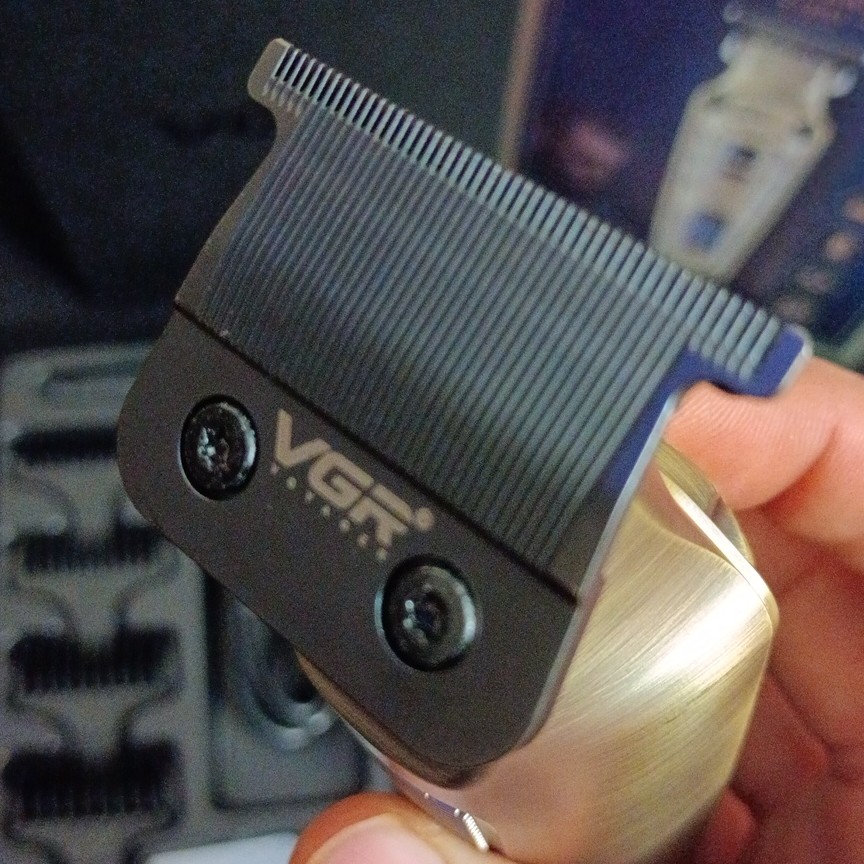 خط زن VGR v-901 ا hair trimmer vgr 901 در فروشگاه قشمی شاپ Qeshmishop