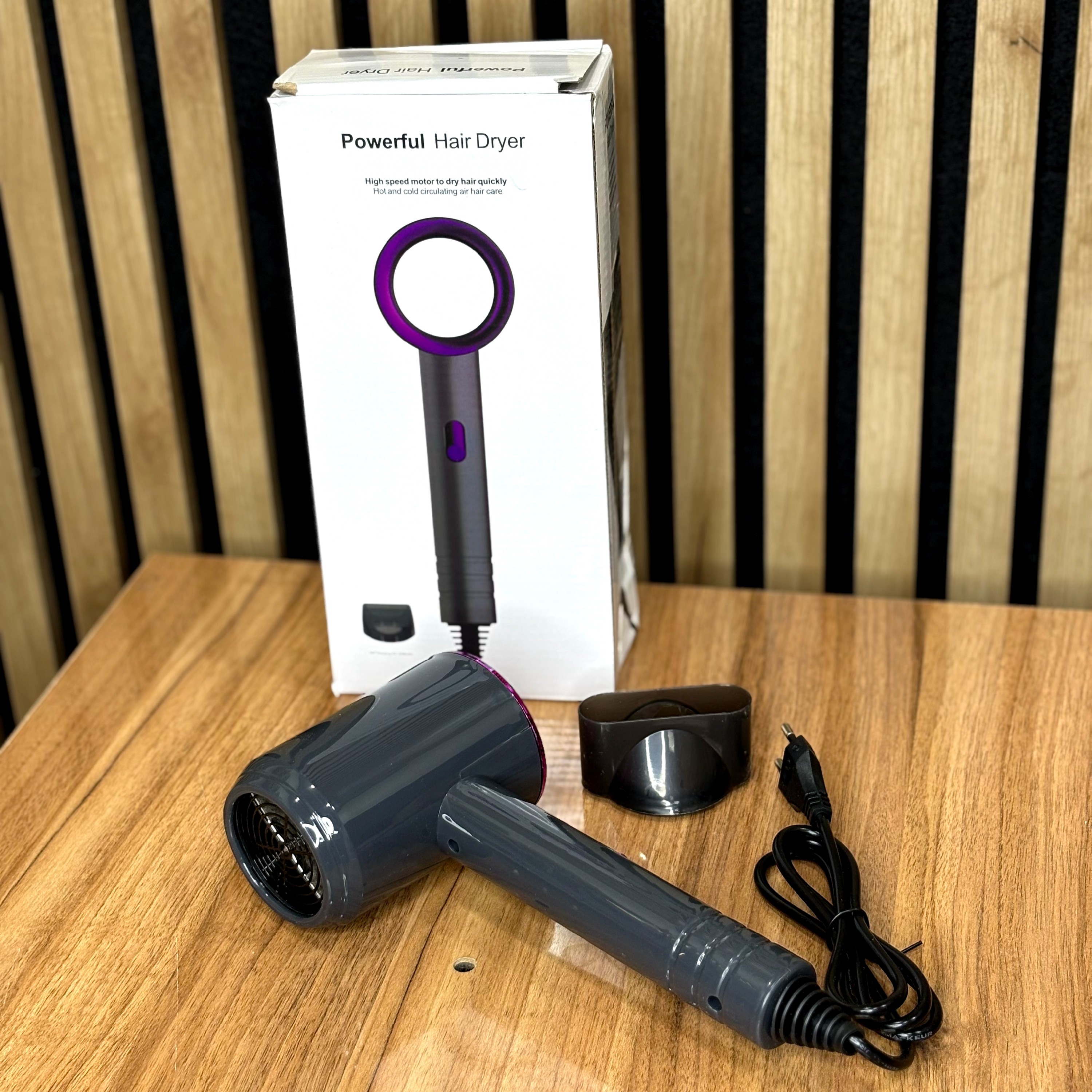 سشوار powerful hair dryer با کیفیت