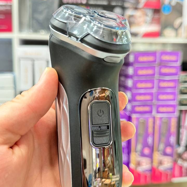 ریش تراش سه تیغ فیلیپس philips مدل AT899 با کیفیت و ا