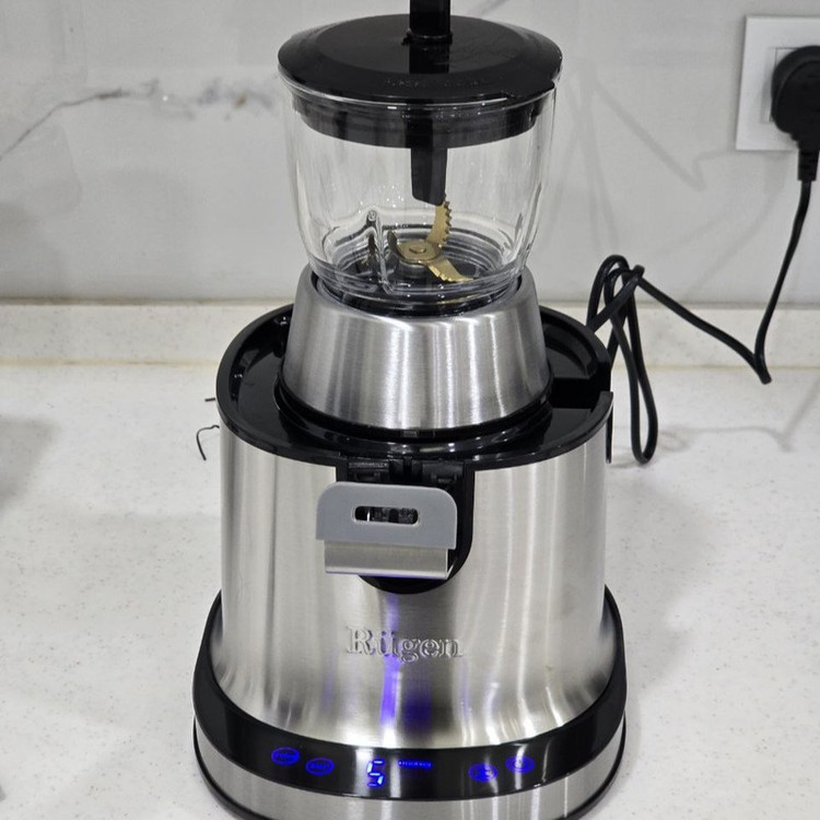 آبمیوه گیری چند کاره روگن استار مدل R -1210