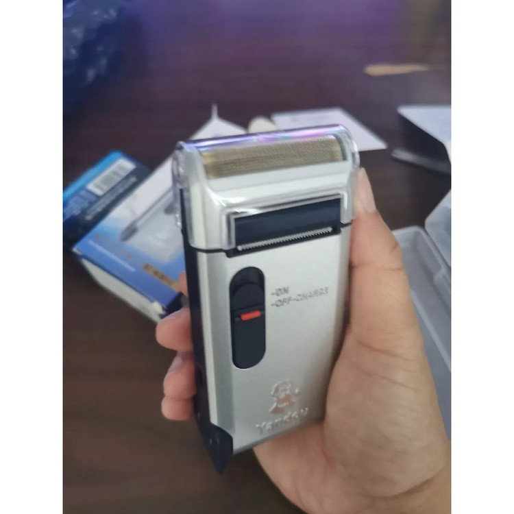 ماشین اصلاح موی سر و صورت مدل sv-w301u، طراحی ارگونومیک، قابلیت اصلاح با شماره صفر، منبع انرژی با باتری، تکنولوژی اصل...