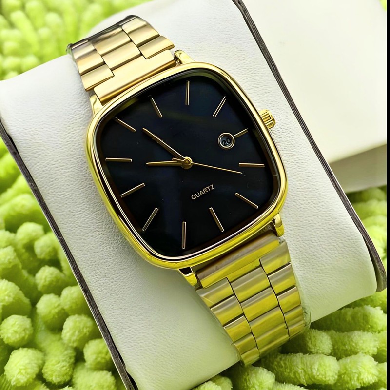 ساعت مچی عقربه ای مدل کلاسیک کد gold m