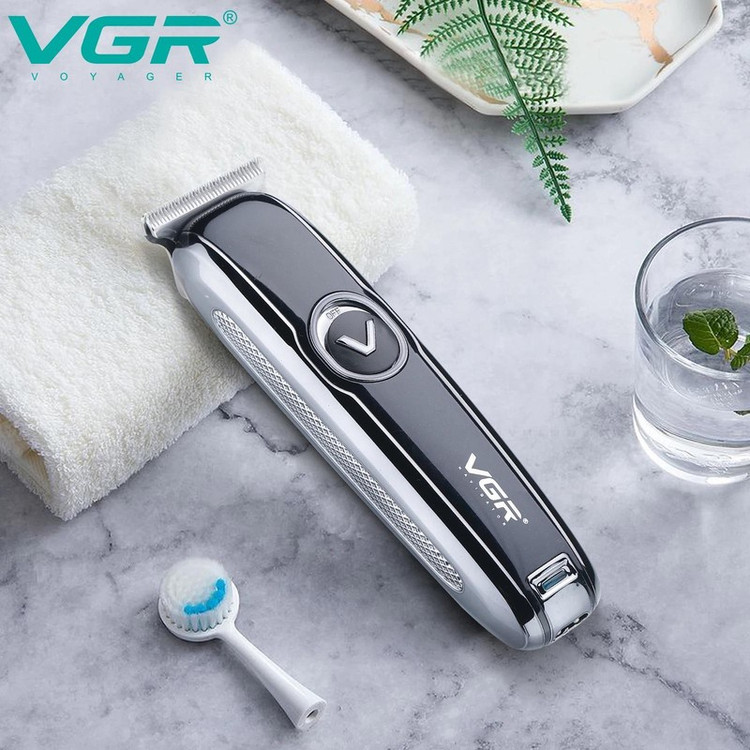 ماشین اصلاح موی بدن و صورت وی جی ار مدل V-168 با تیغه استیل ضد زنگ، طراحی ارگونومیک، شارژ USB، قابلیت تنظیم سرعت و شا...
