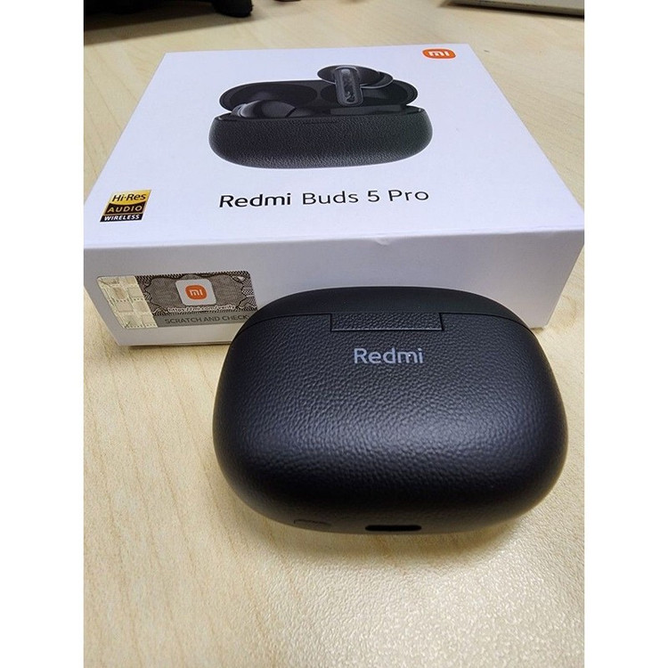 هدفون بلوتوثی شیائومی مدل Redmi Buds 5 Pro با نویز کنسلینگ فعال (ANC)، نویز کنسلینگ میکروفون (ENC)، درگاه شارژ USB Ty...