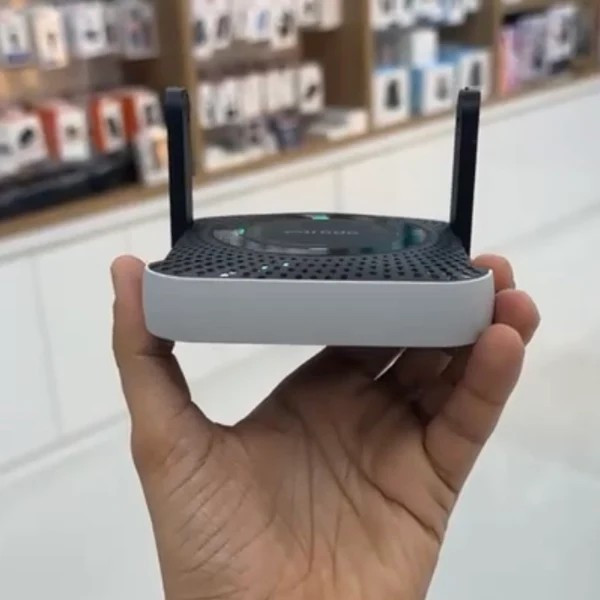 مودم روتر قابل حمل 4G پرودو مدل PD-4GCPMF با باتری 4000 میلی آمپر، شارژدهی 12 ساعت، پشتیبانی تا 10 کاربر، پورت LAN، ا...