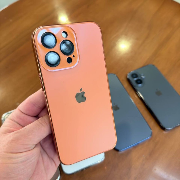 کاور مدل کلاسیک مناسب برای گوشی موبایل اپل iphone 14 pro max
