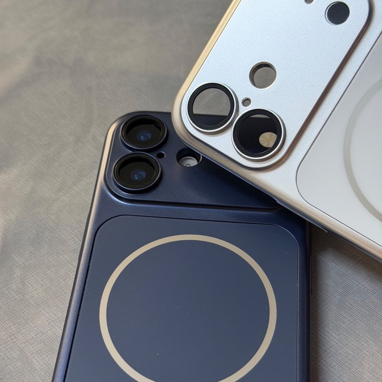 کاور مدل change مناسب برای گوشی موبایل اپل iphone 15 pro