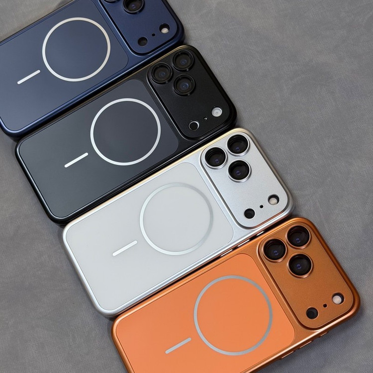 کاور مدل change مناسب برای گوشی موبایل اپل iphone 15