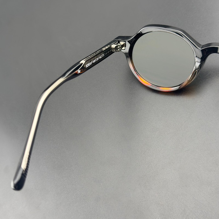 عینک آفتابی فرم خاص آلبرت وگ مدل SZ8207 Tortoise Hunter