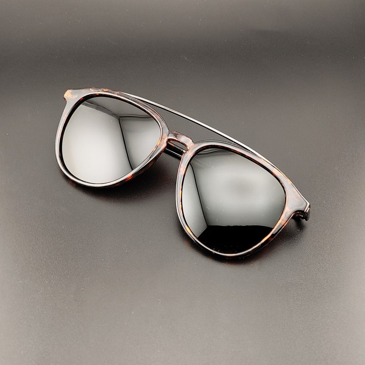 عینک آفتابی مدل TR3314C45-P01 Polarized Deep Pattern