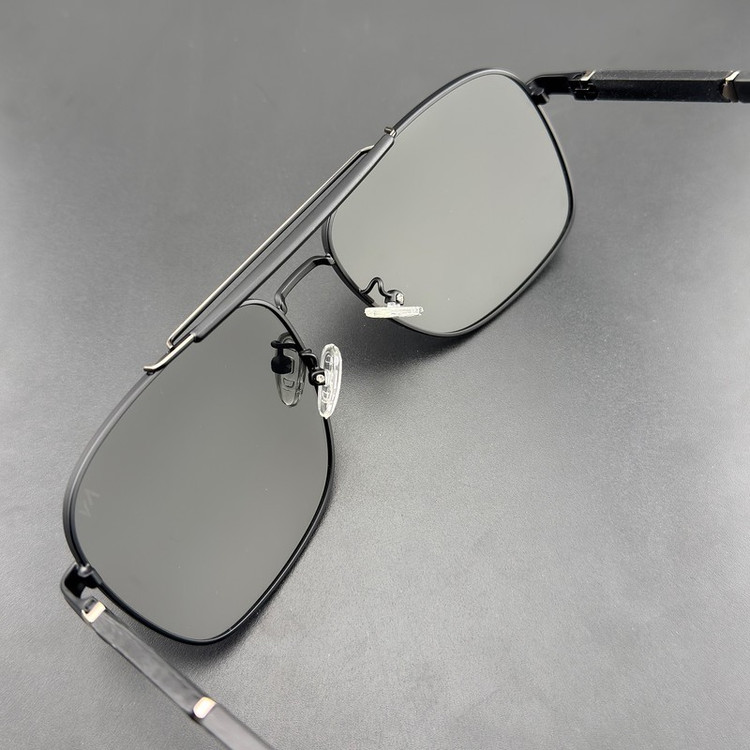 عینک آفتابی خلبانی (Aviator) مردانه آلبرت وگ مدل 6320C84P101 Polarized Avantgarde Visionary