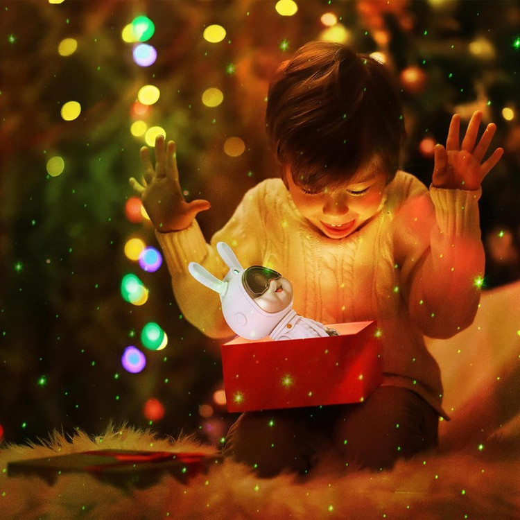 چراغ خواب رومیزی مدل galaxy nightlight projector خرگوش فضانورد با نور کهکشانی
