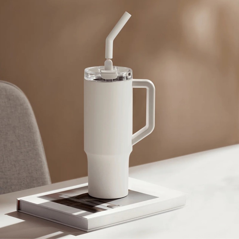 تراول ماگ شیائومی مدل Straw Mug XMXGB01PL گنجایش 1 لیتر